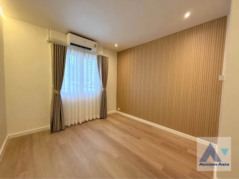 picture 🔼🔽 AccomA 📩  2 BR Condominium @Fortune Condo Town (AA44754) - 12/15