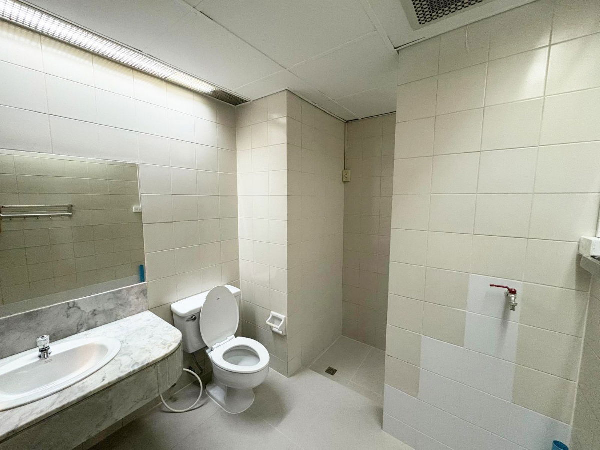 picture Condo for sale, Bangna Complex Residential, Studio Type, 64.50 sq.m. 5th floor, Fully furnished - 9/10