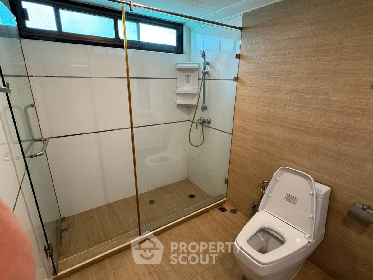 รูป คอนโด 3-ห้องนอน ที่ วัฒนา ไฮทส์ คอนโดมิเนียม ใกล้ MRT สุขุมวิท (ID 2348520) - รูปที่ 19/20