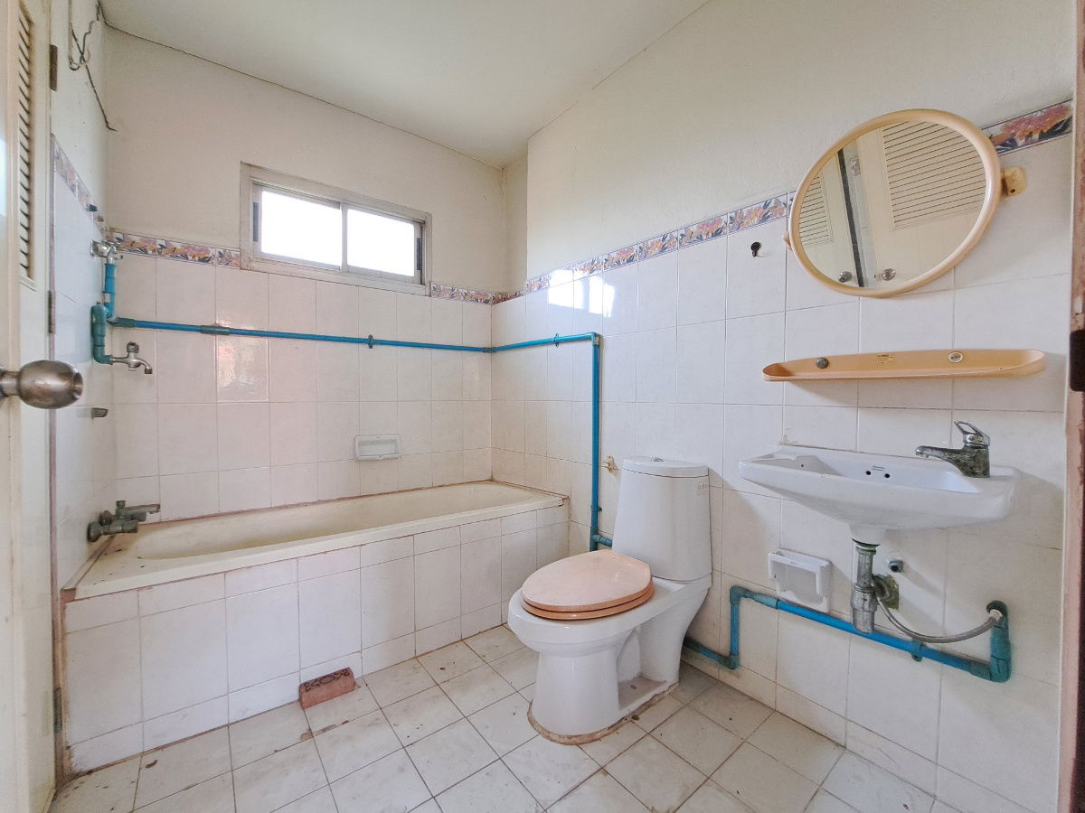 รูป AI 0296 : หมู่บ้านรังสิต การ์เด้นวิลล์ - รูปที่ 24/29