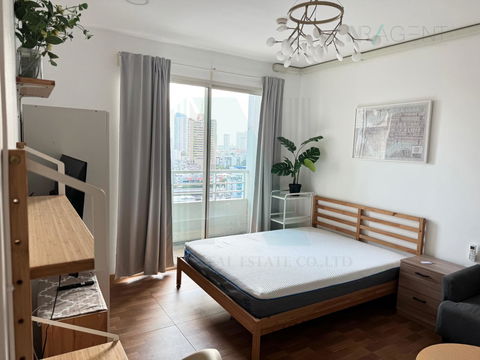 For Sell Condo THE LIGHT HOUSE Building 1, Floor 12,Studio, Room size 33 sqm
