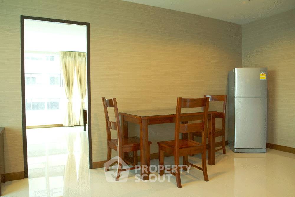 picture 1-BR Condo at Sukhumvit Living Town near MRT Phetchaburi (ID 824345) - 12/16