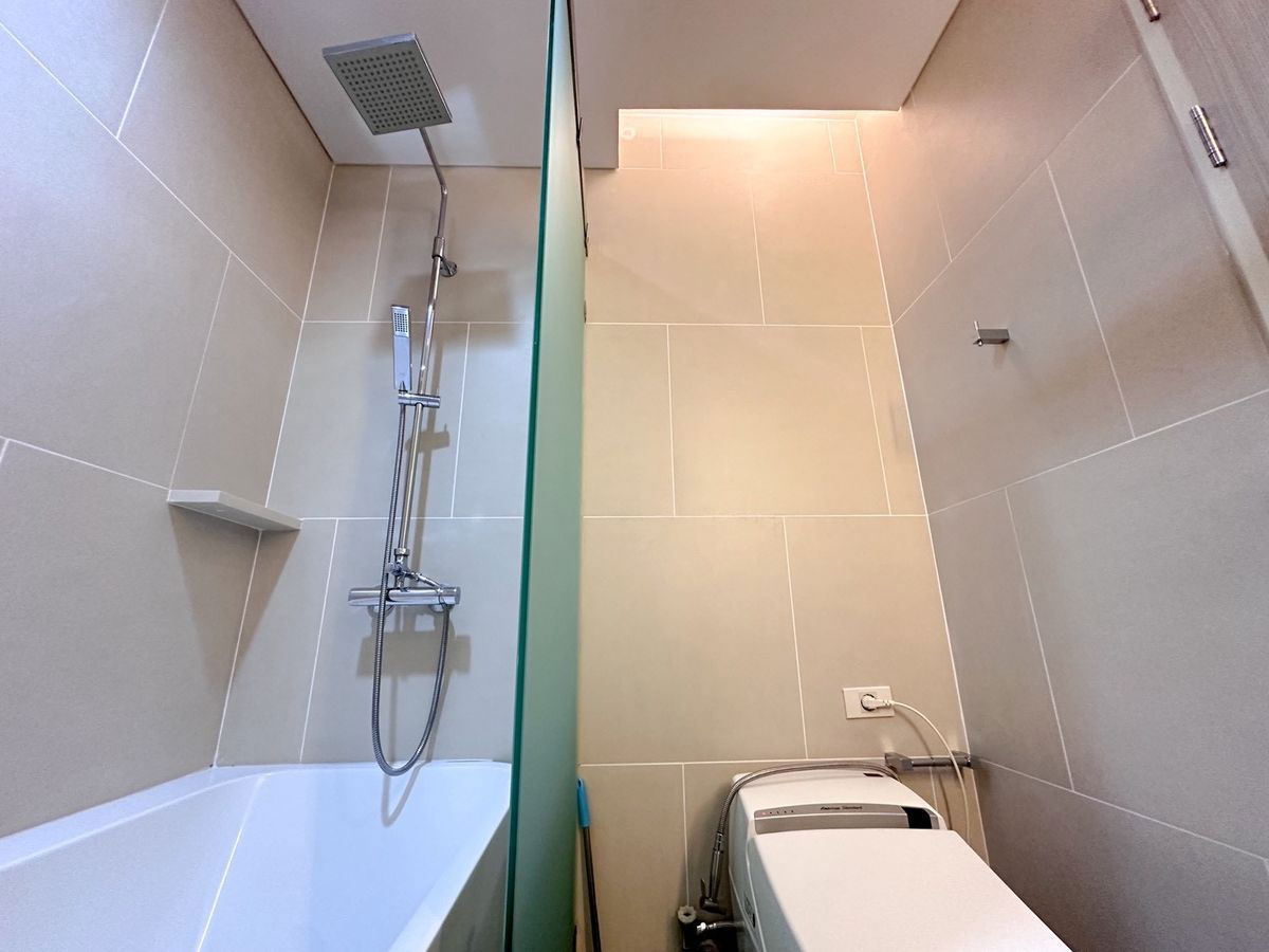 picture Code: KJ9155  for rent The Lumpini 24 // Line ID: @kjcondo (with @) // - 15/17