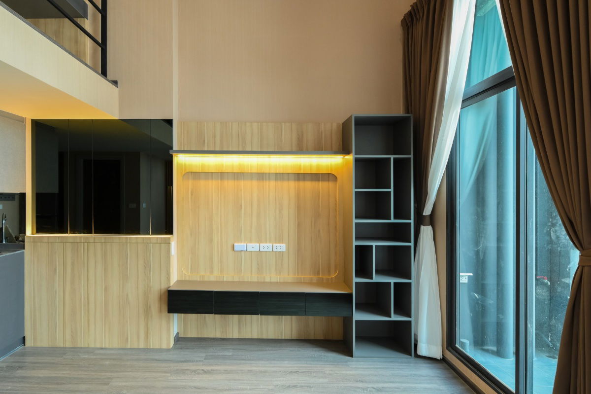 รูป Ideo Chula Samyan【𝐑𝐄𝐍𝐓】🔥โทนห้องละมุน หรูแบบคุณหนู สะท้อนความเรียบแต่มีรสนิยม🔥  ติดต่อไลน์ไอดี: @hacondo - รูปที่ 4/7