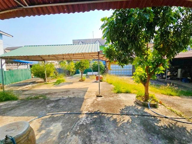 picture Near the community Lom Sak Hospital 1.3 km. Big C Lom Sak 1.5 km. Single-story house for rent with s - 1/8