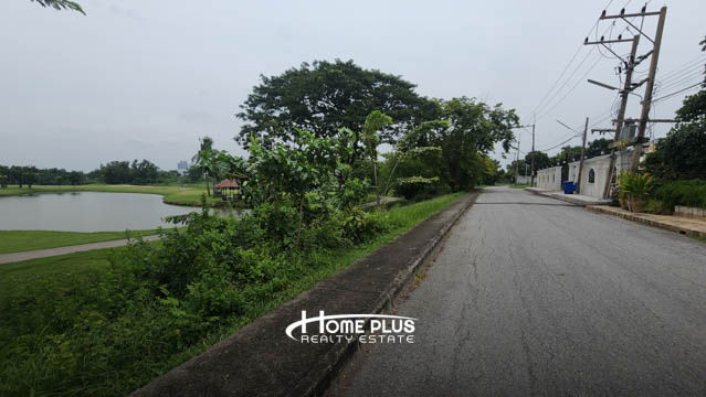 รูป ที่ดินในสนามกอล์ฟไพน์เฮิร์สท ตำบลคลองหนึ่ง อำเภอคลอง ปทุมธานี เนื่อที่ 1 ไร่ 40 ตารางวา - รูปที่ 11/24