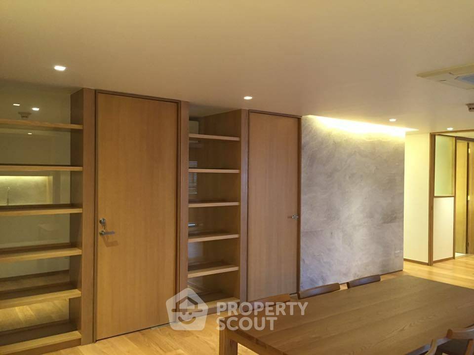 รูป คอนโด 2-ห้องนอน ที่ ริชมอนด์ พาเลส คอนโดมิเนียม ใกล้ BTS พร้อมพงษ์ (ID 783398) - รูปที่ 3/10