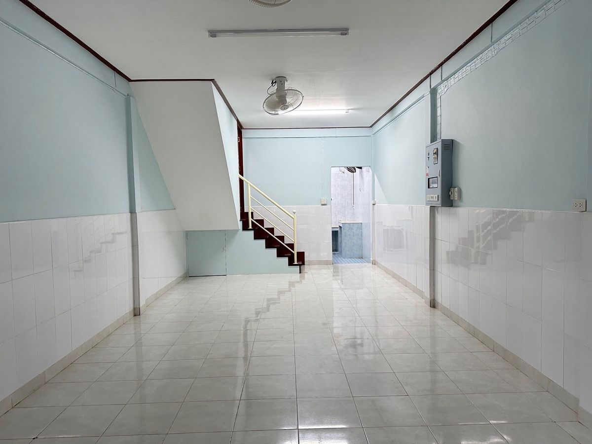 picture WS4726 [For rent] Commercial building in the heart of Sukhumvit 46 (Soi Phumichit) 💸 Rent 25,000 baht/month 🚆 BTS Phra Khanong - 3/16