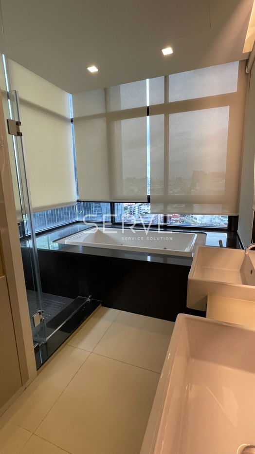 รูป 🔥2นอน ห้องกว้าง มีอ่างอาบน้ำ ชั้นสูง วิวดีมาก ห้องแต่งหรู เฟอร์จัดเต็มมาก พร้อมอยู่ บนทำเลดีๆ ใกล้ MRT ศูนย์วัฒนธรรม  @ IVY Ampio  - รูปที่ 9/10