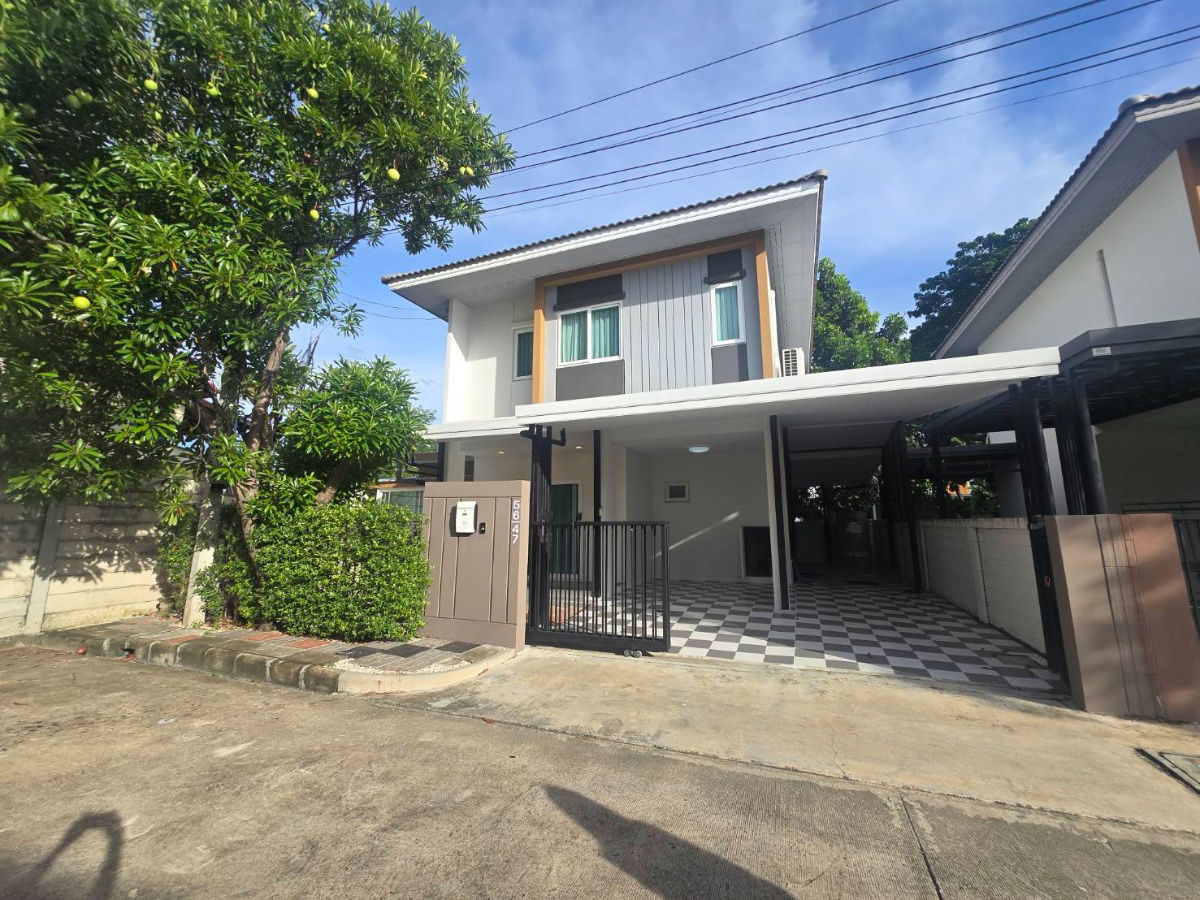 รูป ถูกที่สุด!! บ้านเดี่ยว หลังมุม หมู่บ้าน เซนส์ สายไหม 56 (Sense Saimai 56) หลังบ้านติดสวน ทำเลดี ใกล้สนามบินดอนเมือง ทางด่วน - รูปที่ 2/27