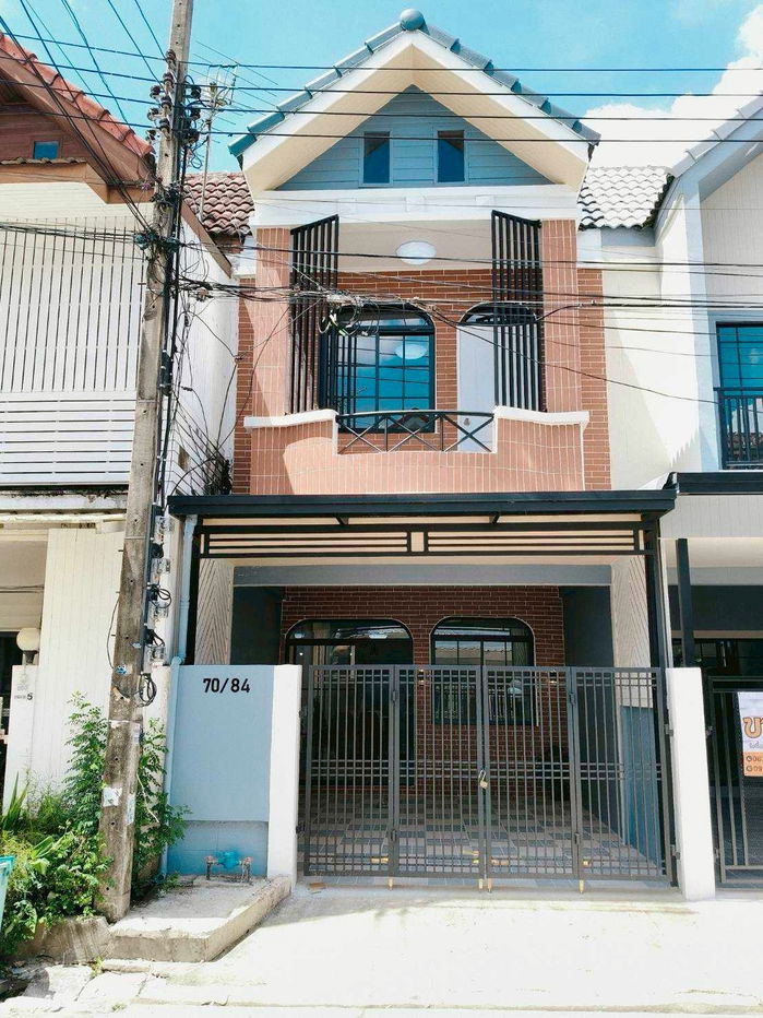 รูป หมู่บ้านเลิศอุบล  ถนนรามอินทรา65 แยก2 ตกแต่งใหม่ เฟอร์นิเจอร์สวย พร้อมอยู่ ใกล้รถไฟฟ้าสายสีชมพู - รูปที่ 1/21