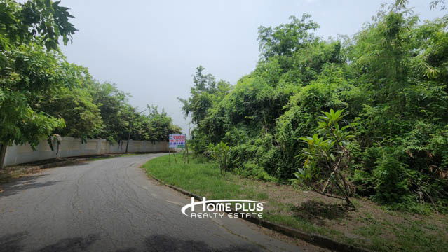 รูป ที่ดินในสนามกอล์ฟไพน์เฮิร์สท ตำบลคลองหนึ่ง อำเภอคลอง ปทุมธานี เนื่อที่ 1 ไร่ 40 ตารางวา - รูปที่ 21/24