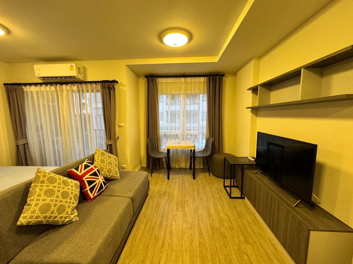 picture ✅For rent: D Condo Rin, 3rd floor, B building, pool view, studio room, 28 sq m. ☎️064-792-4426 (Ben) - 7/10