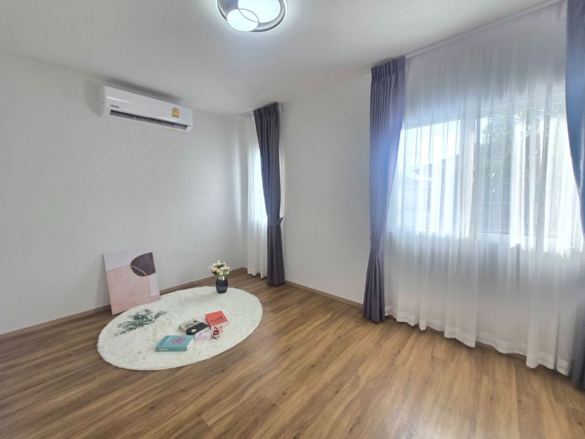 รูป ถูกที่สุด!! บ้านเดี่ยว หลังมุม หมู่บ้าน เซนส์ สายไหม 56 (Sense Saimai 56) หลังบ้านติดสวน ทำเลดี ใกล้สนามบินดอนเมือง ทางด่วน - รูปที่ 21/27