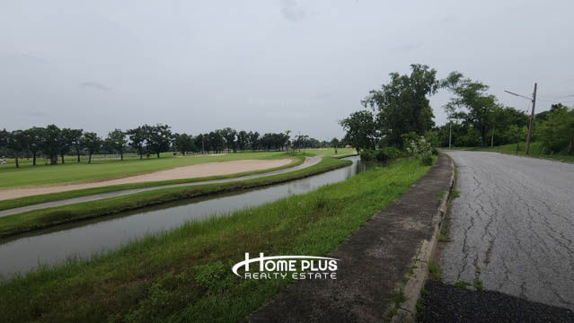 รูป ที่ดินในสนามกอล์ฟไพน์เฮิร์สท ตำบลคลองหนึ่ง อำเภอคลอง ปทุมธานี เนื่อที่ 1 ไร่ 40 ตารางวา - รูปที่ 12/24