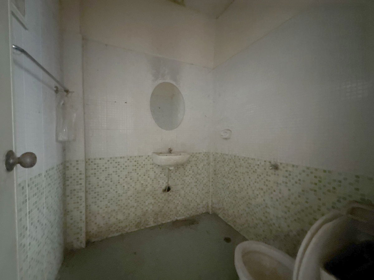 รูป CIMB 0453 : หมู่บ้านทวีวัฒน์ ชลบุรี - รูปที่ 6/7