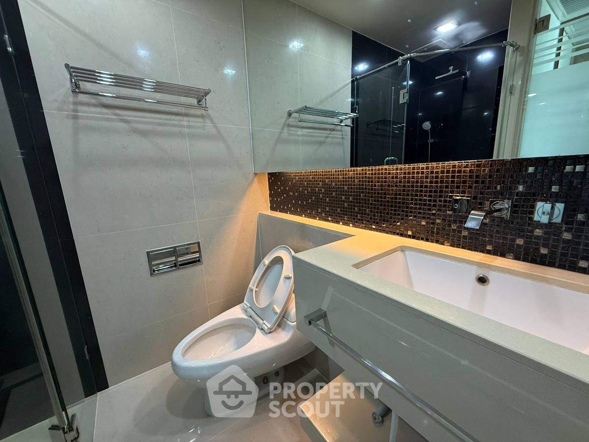 รูป คอนโด 1-ห้องนอน ที่ ดิ แอดเดรส สาทร ใกล้ BTS เซนต์หลุยส์ (ID 2341958) - รูปที่ 3/10