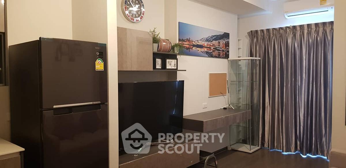 picture 1-BR Condo at Ideo Phaholyothin Chatuchak near BTS Saphan Khwai (ID 576304) - 1/18