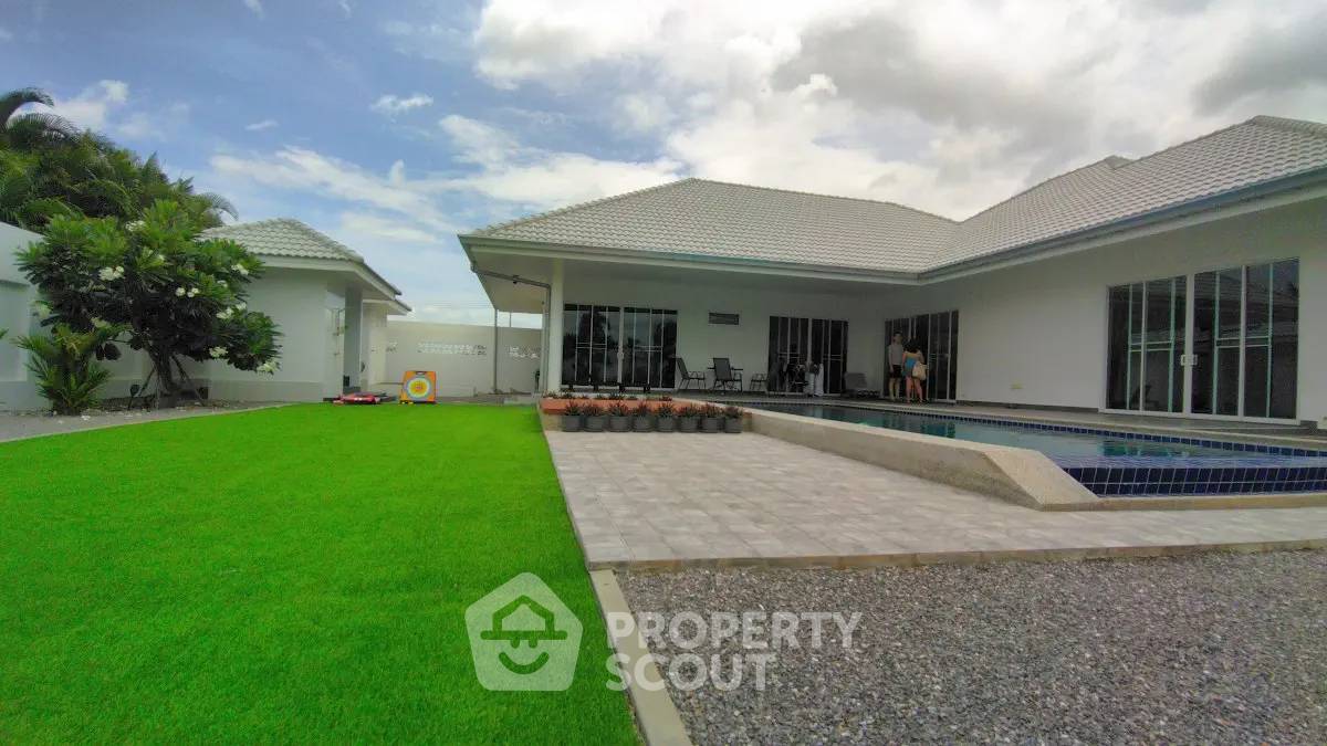 รูป วิลล่า 3-ห้องนอน ใน เขาน้อย (ID 1294723) - รูปที่ 6/44
