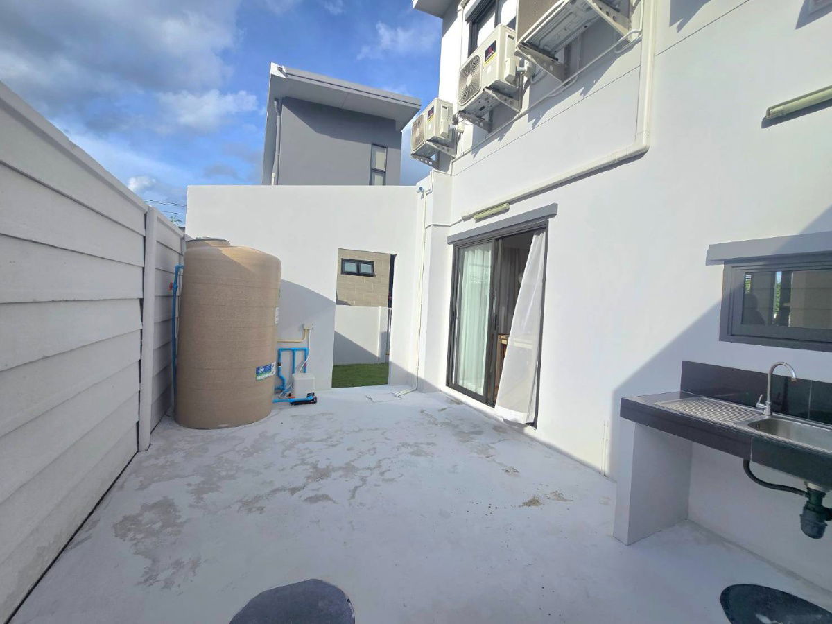 รูป มือ1 ทาวน์โฮมใหม่ สไตล์โมเดิร์น บ้านกล้วย-บางบัวทอง โครงการ ไพร์ม ทาว์น บางบัวทอง PRIME TOWN Bang Bue Thong - รูปที่ 13/51