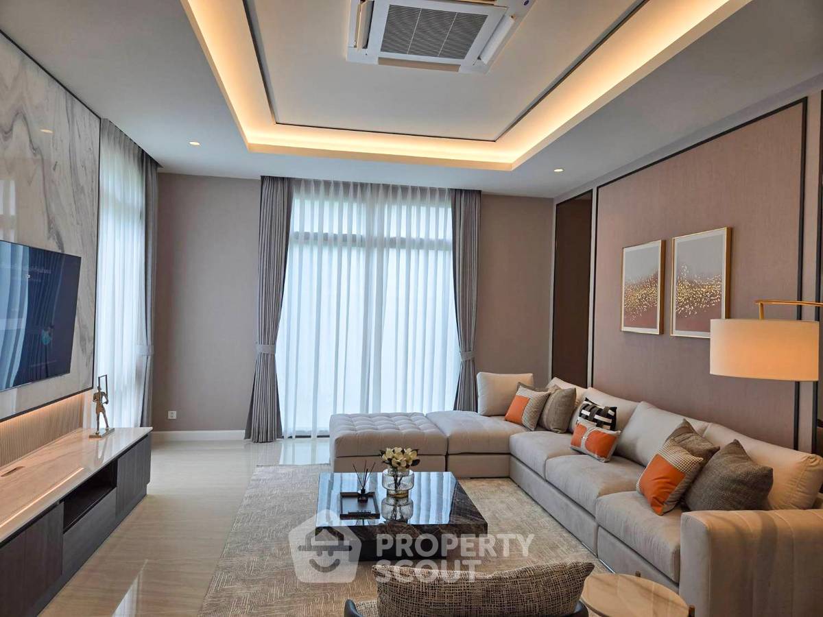 รูป บ้าน 5-ห้องนอน ที่ เพอร์เฟค มาสเตอร์พีซ พระราม 9 – กรุงเทพกรีฑา ใน คลองสองต้นนุ่น (ID 2347094) - รูปที่ 1/41