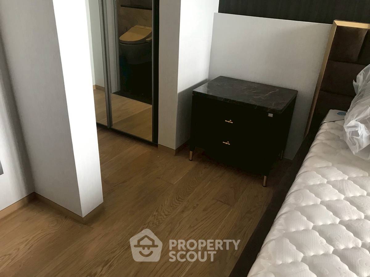 picture 1-BR Condo at Saladaeng One near MRT Si Lom (ID 2345566) - 8/14