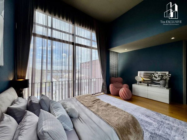 รูป 🌿 บ้านเดี่ยวดีไซน์หรู สระว่ายน้ำ Inside–Out รองรับทุกเจเนอเรชัน - รูปที่ 5/14