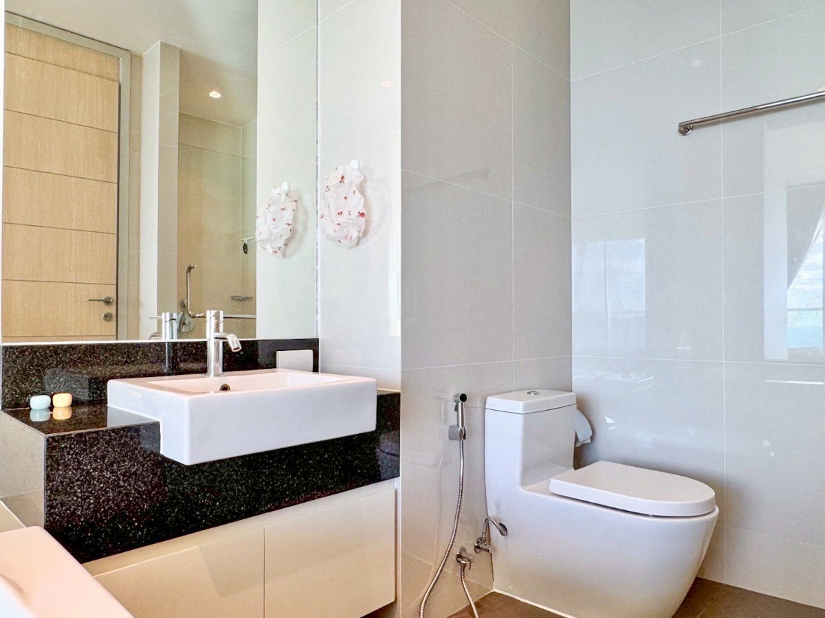 รูป 🌊 Luxury Seaview Condo for Rent! Mövenpick Pattaya — ติดทะเล วิวเรือยอช์ทสุดอลังการ 💫 📞 093-1681685 | 065-5639565 💚 LINE: @wsrcondo - รูปที่ 11/12