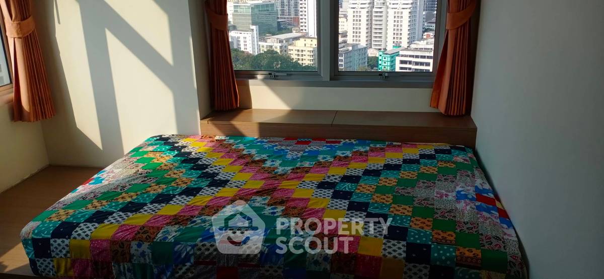 picture 2-BR Condo at Chewathai Ratchaprarop near BTS Victory Monument (ID 825735) - 5/6
