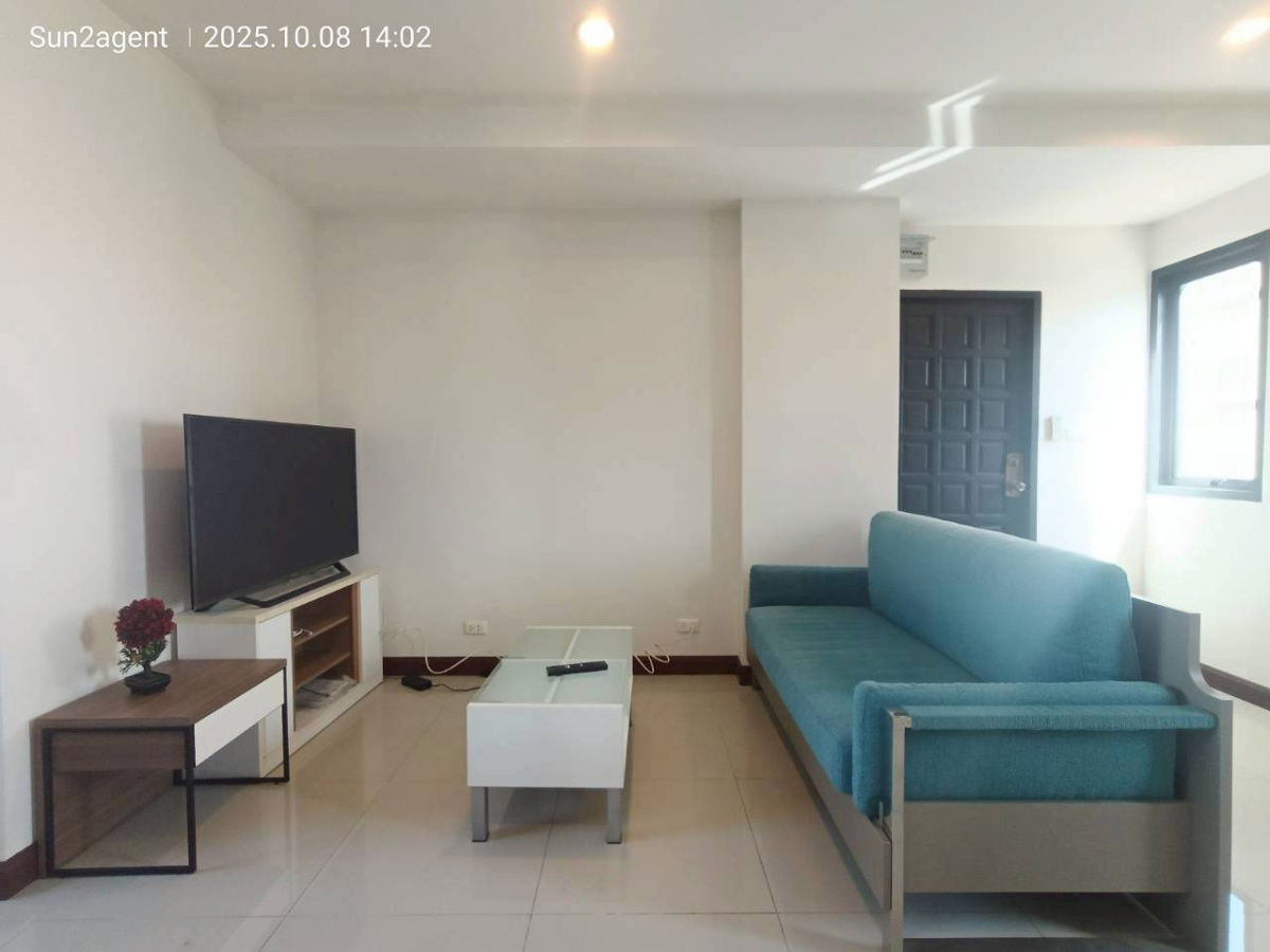 รูป #ให้เช่าคอนโด คันทรีวิลล์ รีสอร์ต (Condo for rent Country Ville Resort) - ห้องดูเพล็ก 1 ห้องน้ำ - ชั้น 6 ขนาด 45 ตร.ม.  ค่าเช่า 9,000 บาท - รูปที่ 1/16