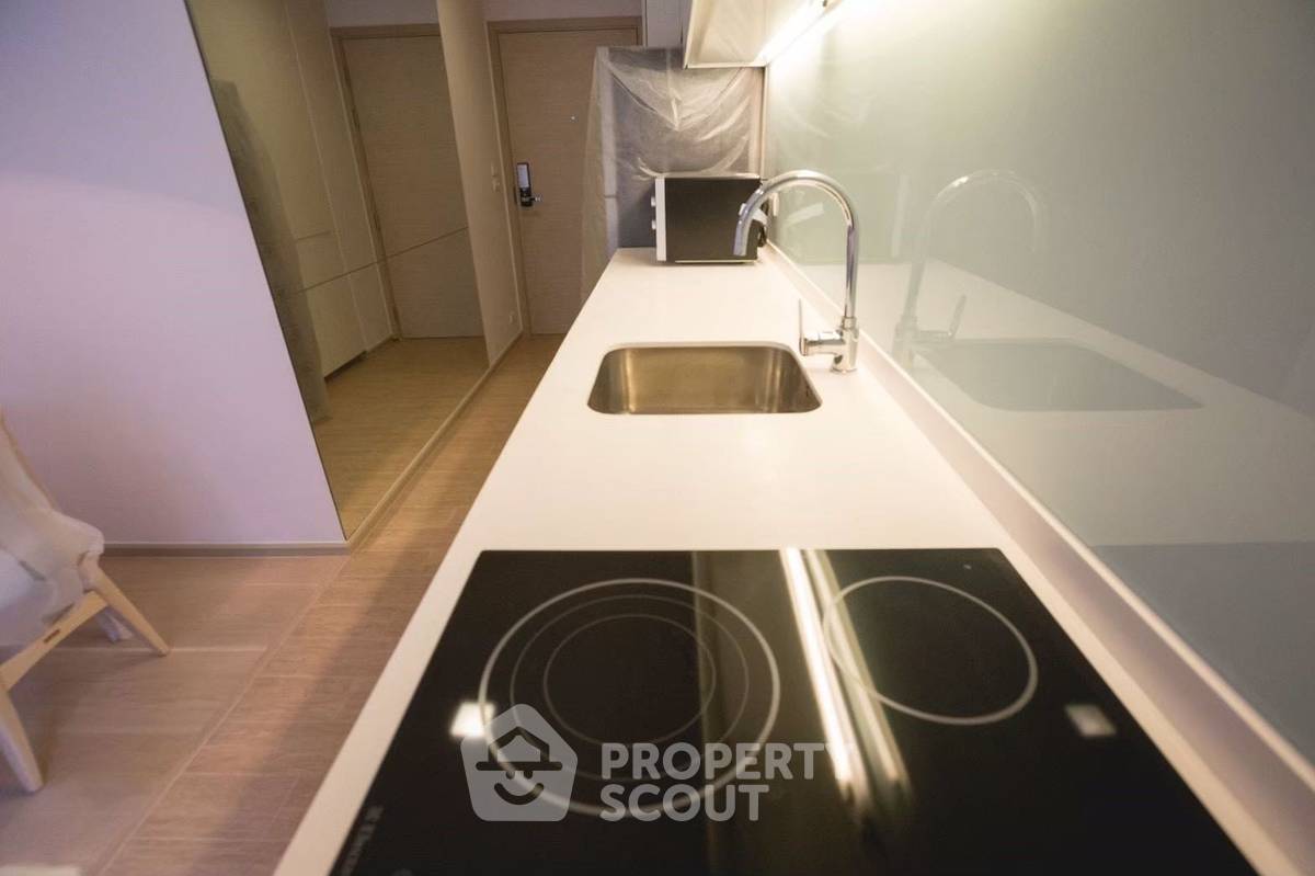 picture 2-BR Condo at LIV @ 49 near BTS Thong Lor (ID 900604) - 3/9