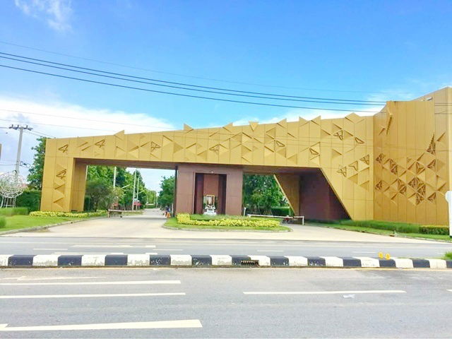 รูป คฤหาสน์ ABAC บางนา 3.7กม. รพ. บางเสาธง 2 กม.ให้แสนสิริ 2 ชั้น บ้านเปล่า สภาพใหม่ 50 ตร.วา 200 ตร.ม. .3 นอน 2 น้ำ ถ.บางนา-ตราด - รูปที่ 6/8