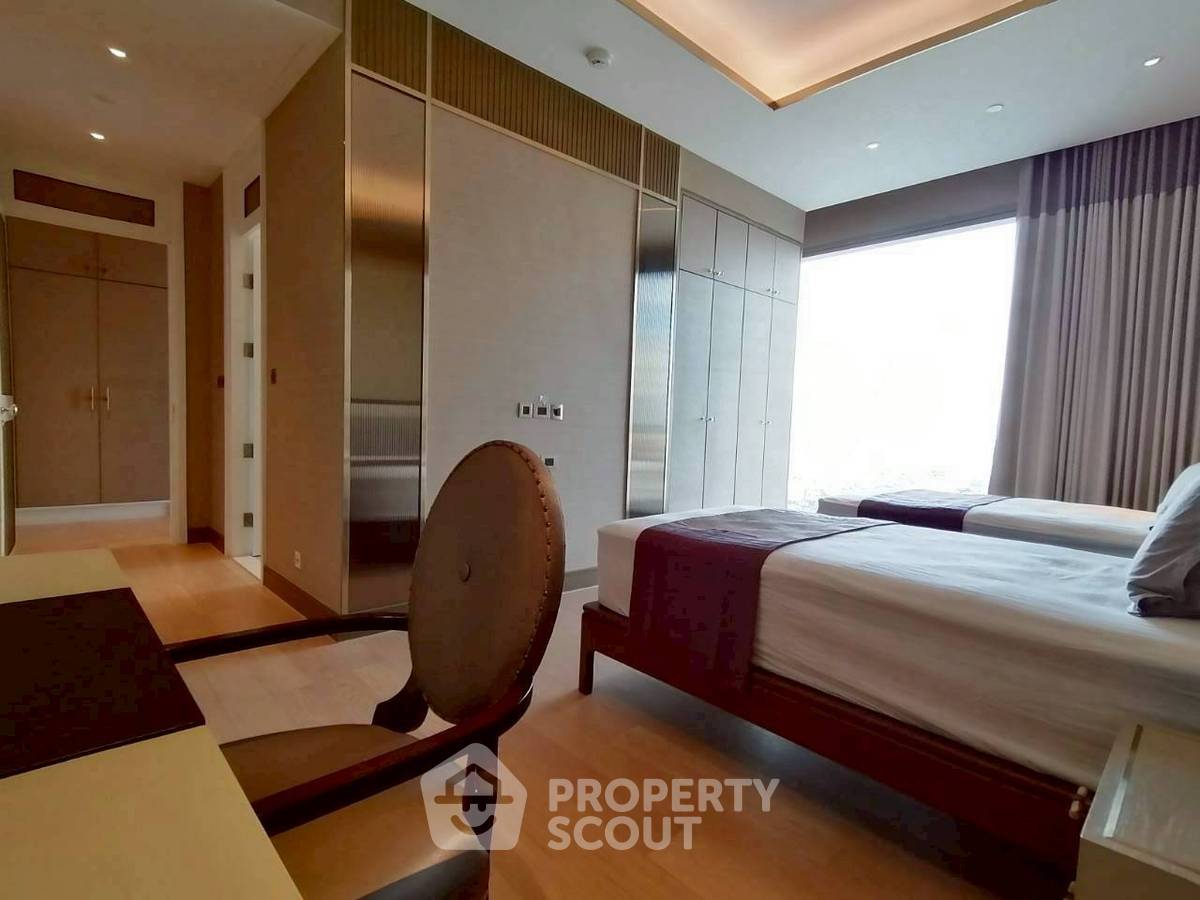 รูป คอนโด 3-ห้องนอน ที่ เดอะ เรสซิเดนซ์ แอท แมนดาริน โอเรียนเต็ล กรุงเทพฯ ใกล้ BTS สะพานตากสิน (ID 2347746) - รูปที่ 13/20