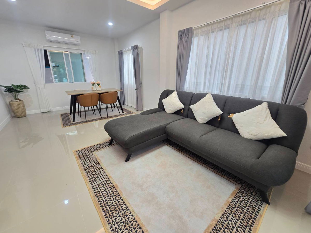 รูป บ้านแฝดเหมือนบ้านเดี่ยว ตกแต่งใหม่ กว้าง ราคาถูก ทำเลดี หมู่บ้าน แลนซีโอ เลียบคลองสอง23 เครือลลิลพร็อพเพอร์ตี้ พร้อมอยู่ - รูปที่ 13/40