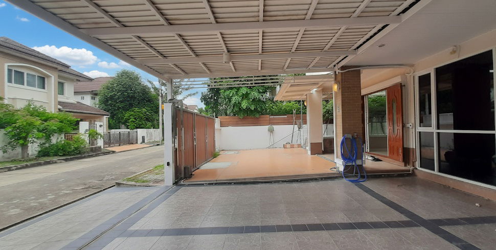 รูป ขายบ้านเดี่ยว 2 ชั้น โครงการ สัมมากร ราชพฤกษ์   ทำเลศักยภาพ เดินทางสะดวก บ้านสวยพร้อมอยู่ ต่อเติมครบ คุ้มสุด! - รูปที่ 4/18