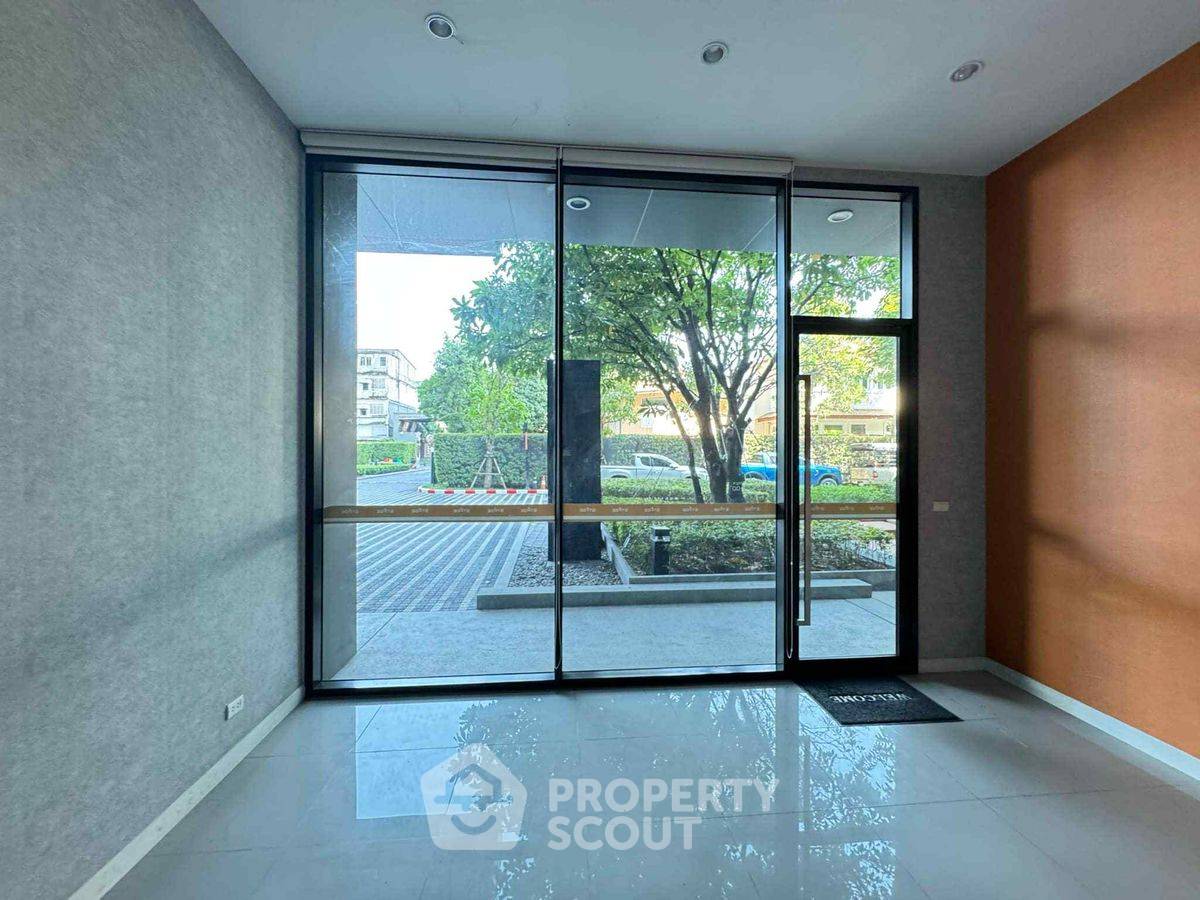 รูป คอนโด สตูดิโอ ที่ เดอะ สเตจ เตาปูน - อินเตอร์เชนจ์ ใกล้ MRT เตาปูน (ID 2341391) - รูปที่ 2/8