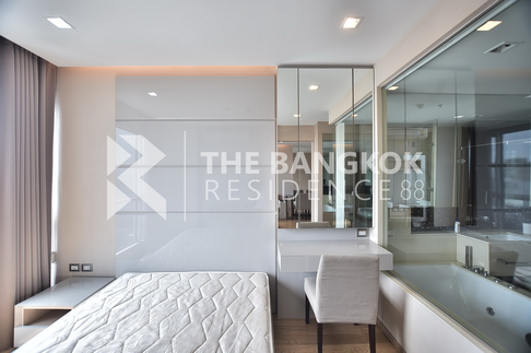 Move-in Ready, Just Bring Your Stuff The Address Asoke near MRT Phetchaburi Station