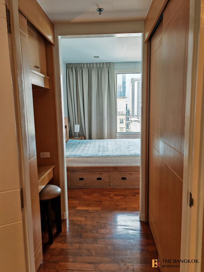 picture  Baan Siri 24 💫 Beautiful, move-in ready unit 💚 Near BTS Phrom Phong  - 8/12