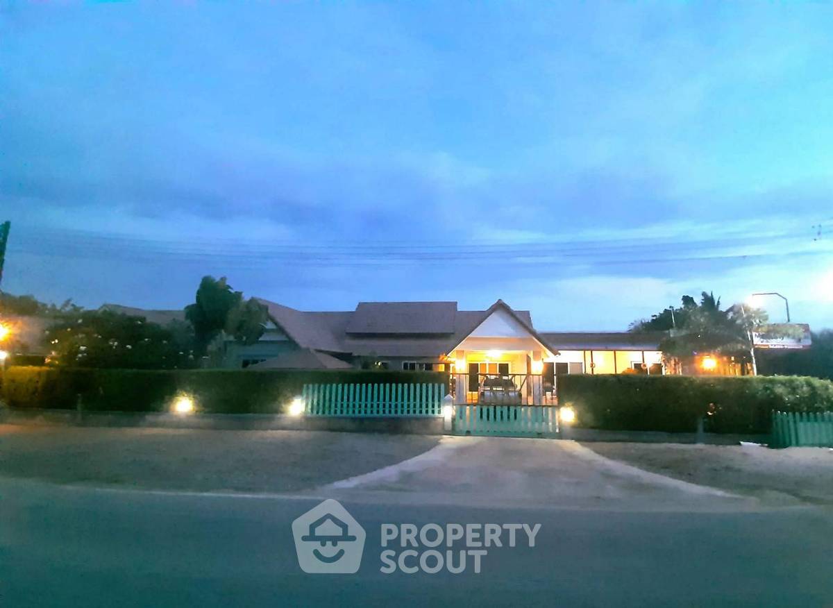 รูป บ้าน 4-ห้องนอน ที่ ดุสิตา วิลเลจ 1 ใน ทับใต้ (ID 2347115) - รูปที่ 1/9