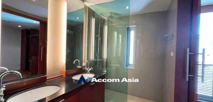 picture 🔼🔽 AccomA 📩 Home Office 3 BR House in Khlong Tan Nuea (110096) - 10/12