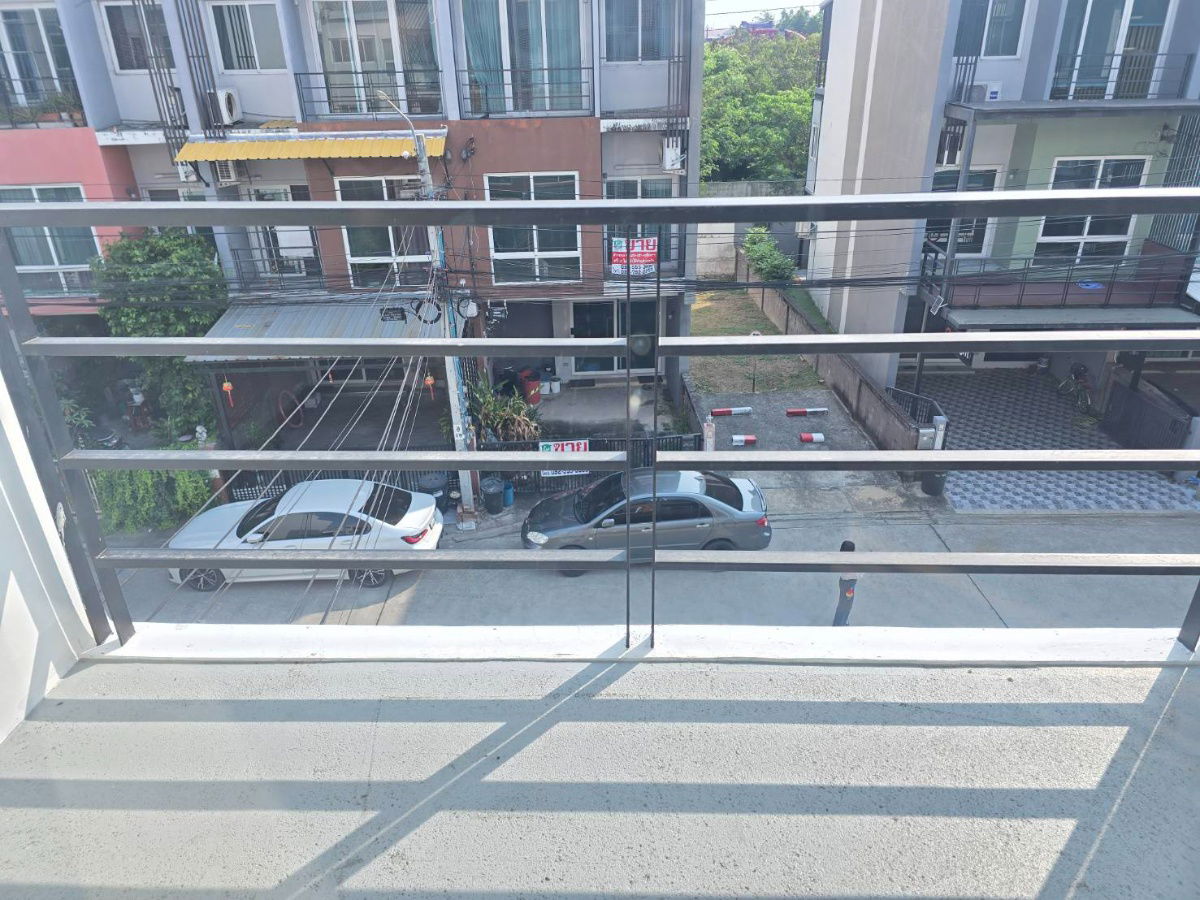 รูป ทาวน์โฮม3ชั้น ใกล้สวนสยาม รถไฟฟ้าสายสีชมพู หมู่บ้าน กรีนิช รามอินทรา เเขวง/เขตคันนายาว - รูปที่ 29/37