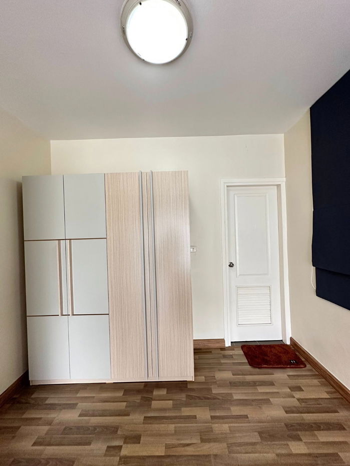 รูป ให้เช่าบ้านเดี่ยวสองชั้น  3 ห้องนอน 3 ห้องน้ำ 1  ห้องครัว  1  ที่จอดรถ - รูปที่ 8/12