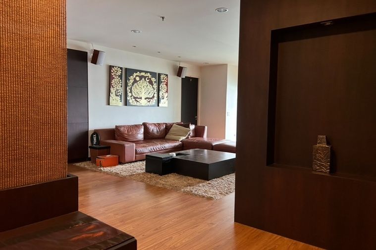 2-bed condo for sale, 135.9 sqm, Chatrium Riverside Condomimium