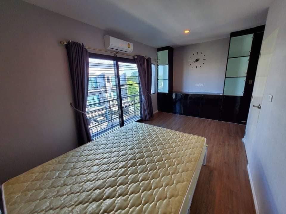 picture House for rent in Pinklao-Charan  3 bedrooms, 3 bathrooms, 1 kitchen, 1 living room, parking for 2 cars, fully furnished, ready to move in. - 14/19