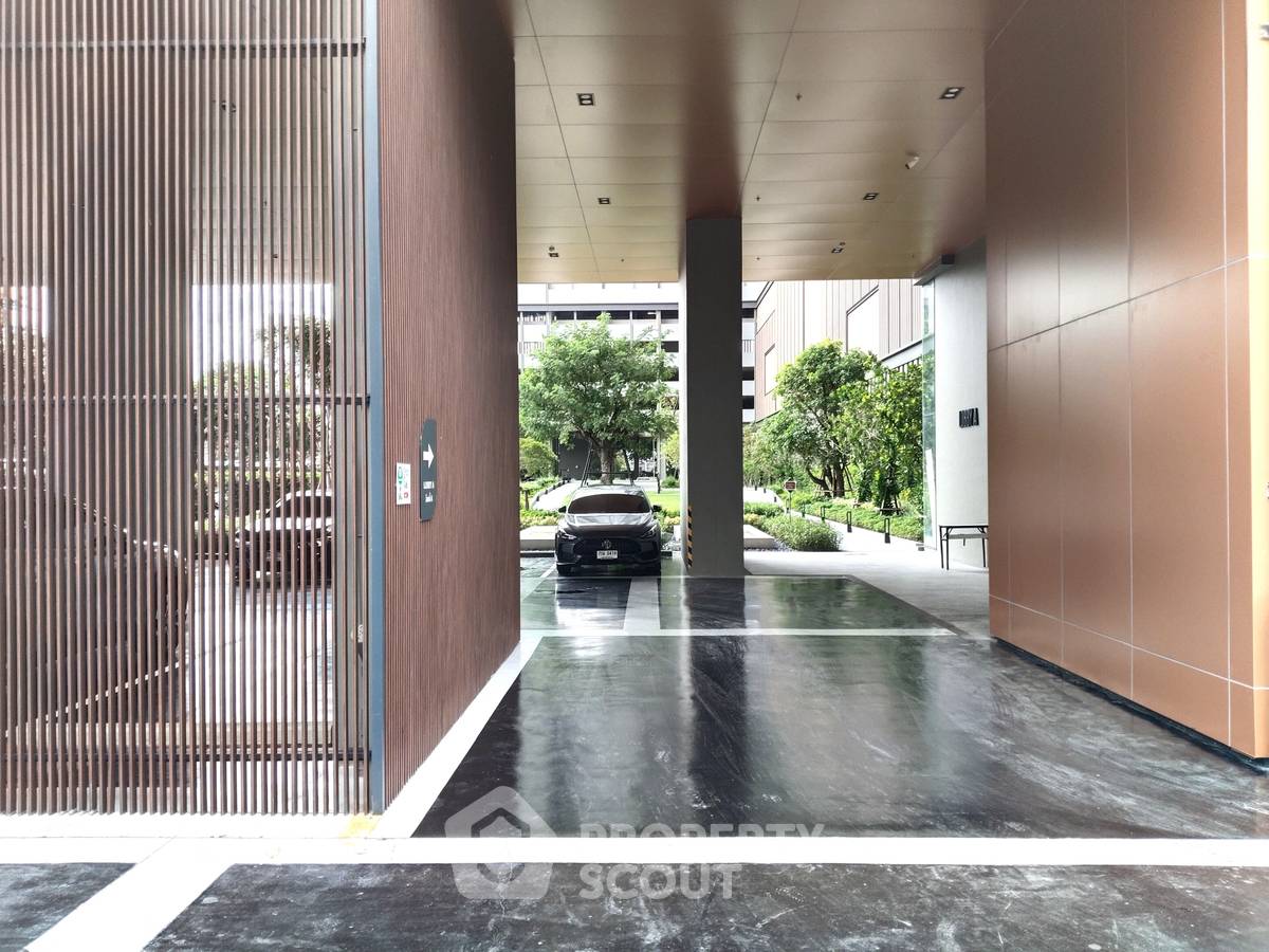 picture 1-BR Condo at The Livin Ramkhamhaeng in Hua Mak (ID 2341754) - 11/11