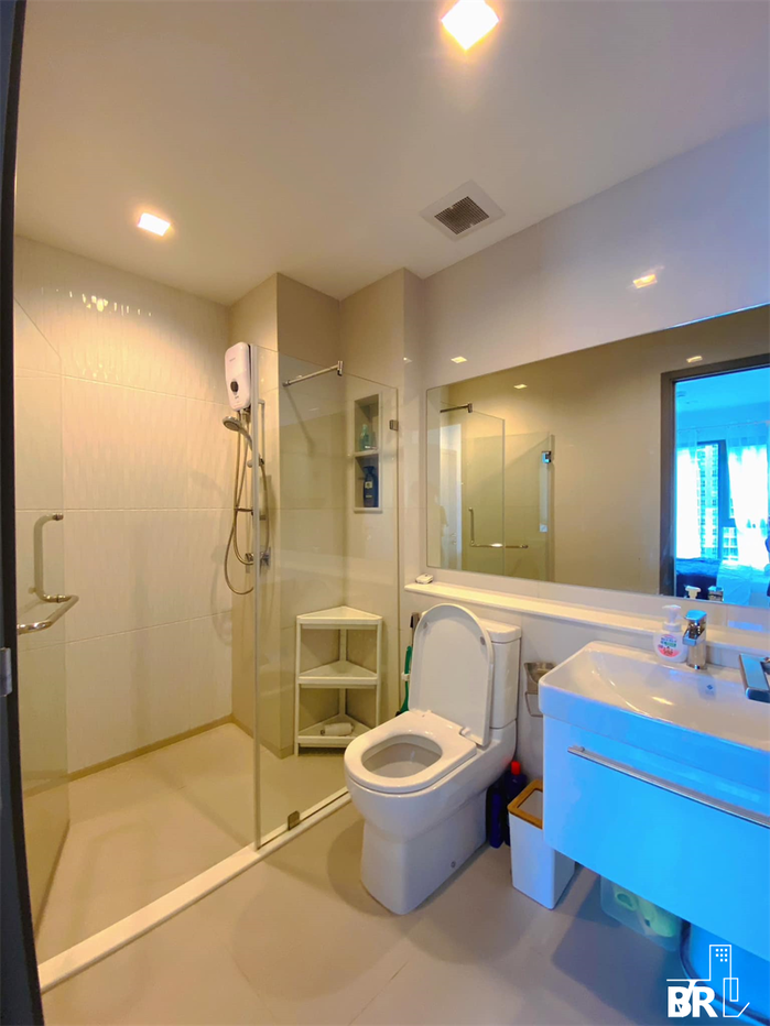 picture Ready-to-move-in, Prime Location Condo Life Asoke Hype - 1/10