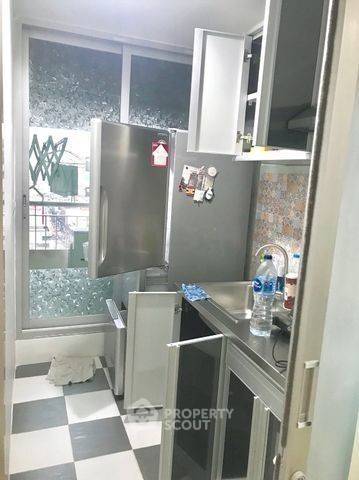 picture 2-BR Condo at Life @ Ratchada-Huaikwang near MRT Huai Khwang (ID 387080) - 6/8