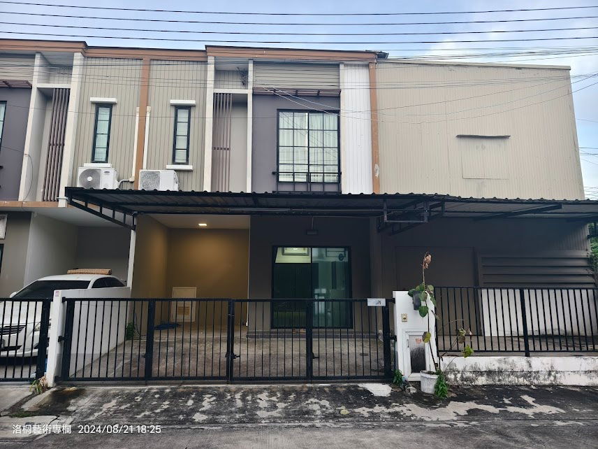 picture Townhouse with Warehouse for Rent – The Connect Suvarnabhumi 4 - 4/13