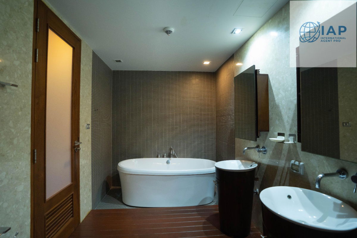 picture For rent 3 bedrooms 3 bathrooms duplex at Pathumwan Oasis close to Siam and MBK - 14/65