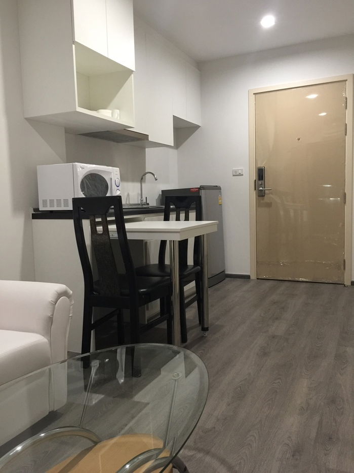 picture Rich Park @ Triple Station 1 Bedroom 1 bathroom size 28.5 Sq.m. (For Rent) - 2/16